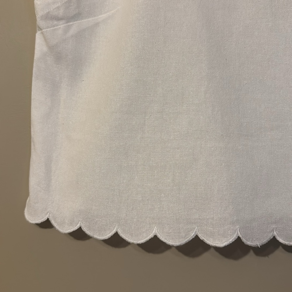 NWT- Ellen Tracy Scalloped Crop Tank, white, size small - Picture 6 of 10